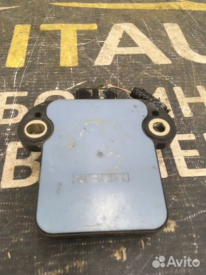 Датчик ускорения Toyota Rav 4 30 2.0 2005-2016