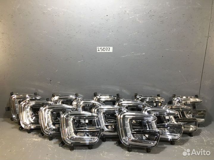 Ходовой огонь правый Renault Kaptur