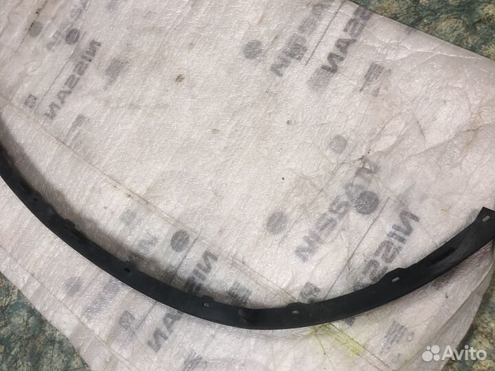 Спойлер переднего бампера Renault Logan 2 Sandero