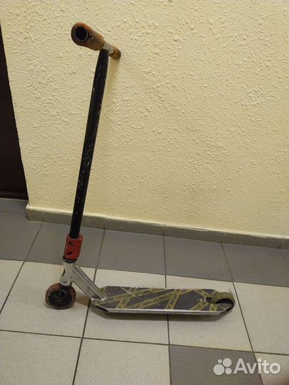 Трюковой самокат