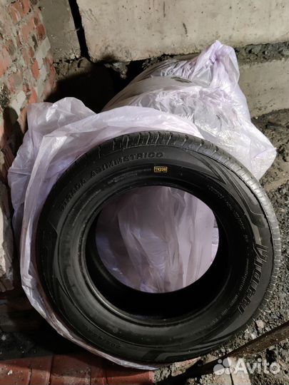 Viatti Strada Asimmetrico V-130 205/65 R15 94V