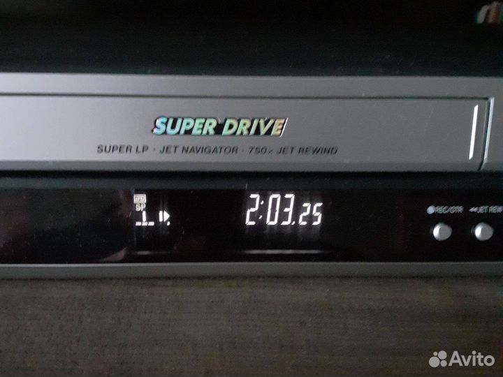 Видеомагнитофон Panasonic NV-HV60EE-S