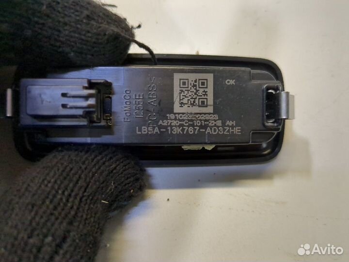 Фонарь салона Ford Explorer 2019, 2020