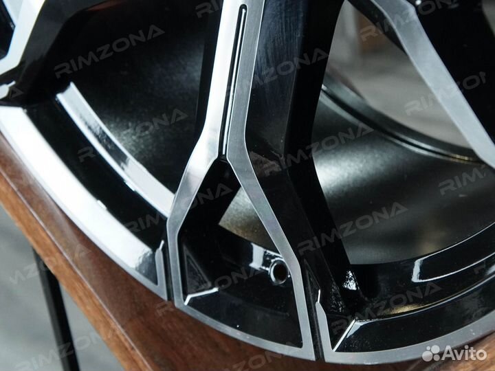 Литые диски R20 на BMW. Арт3304