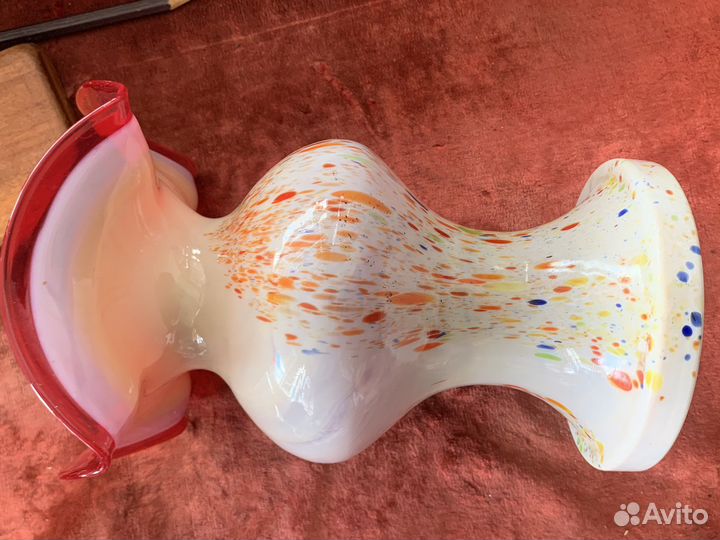 Ваза цветное сульфидное стекло Красный май СССР