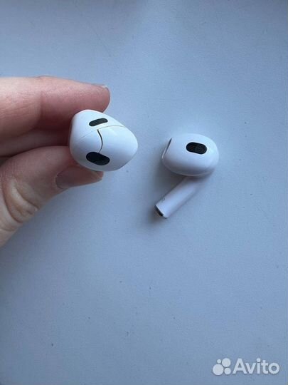 Наушники AirPods 3-его поколения, не оригинал, Б/У