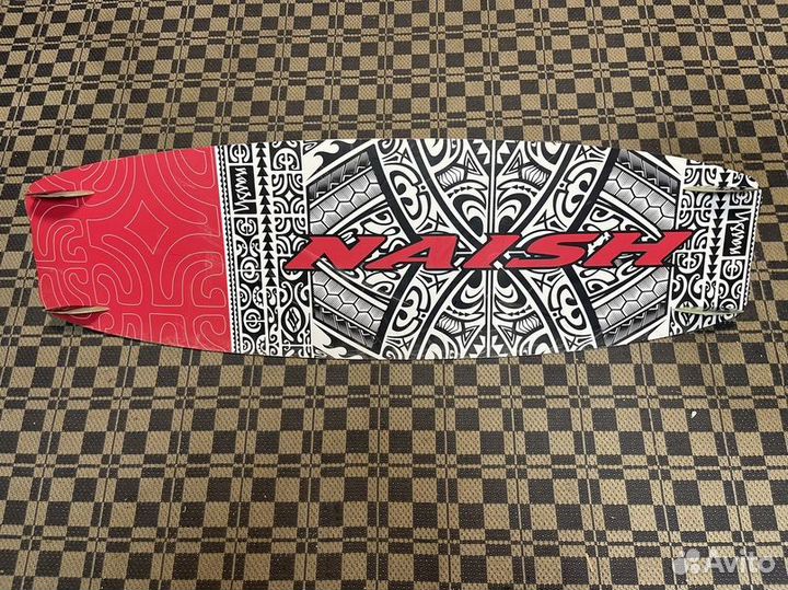 Кайтборд Naish Hero - 145 x 43.5