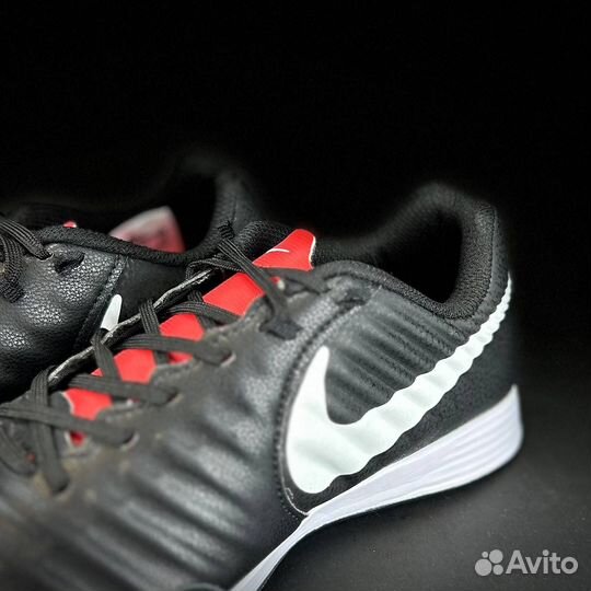 Футзалки Nike Tiempo Legend 7