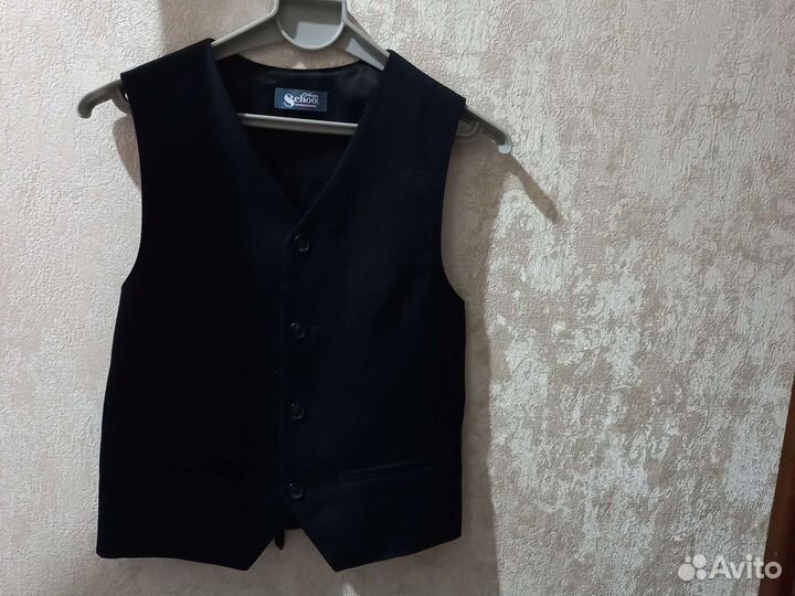 Пиджак и жилетка для первоклассника