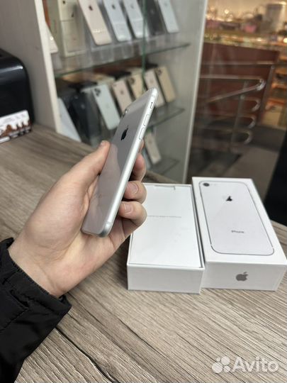 iPhone 8 64гб Отличное состояние (95акк)