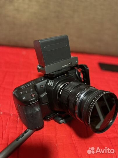 Blackmagic pocket cinema camera 4k + Olympus 12-40