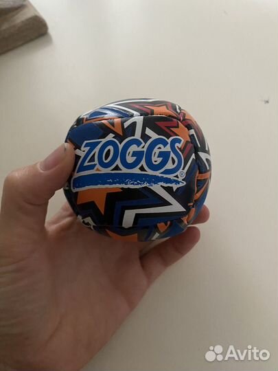 Мячик zoggs для игры в воде
