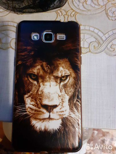 Телефон Samsung