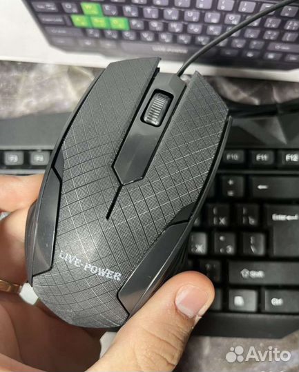 Набор клавиатура и мышь