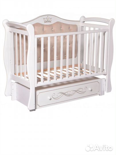 Кроватка с мягкой спинкой