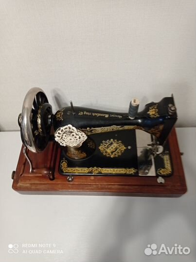 Швейная машинка зингер ручная