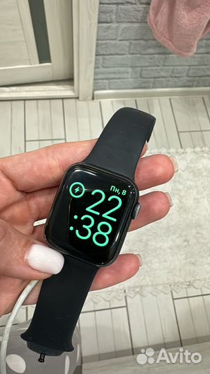 Продам apple watch 5