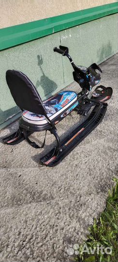 Детский снегокат со спинкой Snowpatrol