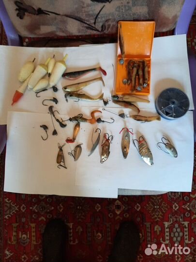 Блесны, ножи к буру удочки для карасей,термобелье