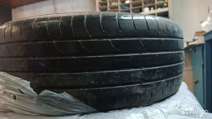 Continental ComfortContact - 1 215/55 R17