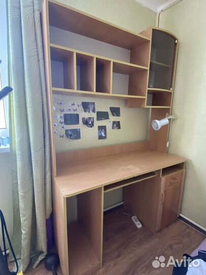 Компьютерный стол,шкаф, стеллаж