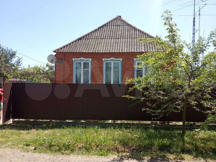 Дом 52 м² на участке 8 сот.