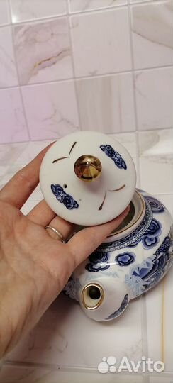 Чайник заварочный фарфоровый