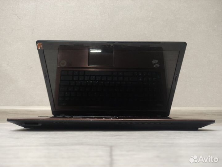 Asus i3+GeForce 610M+8GB+320gb