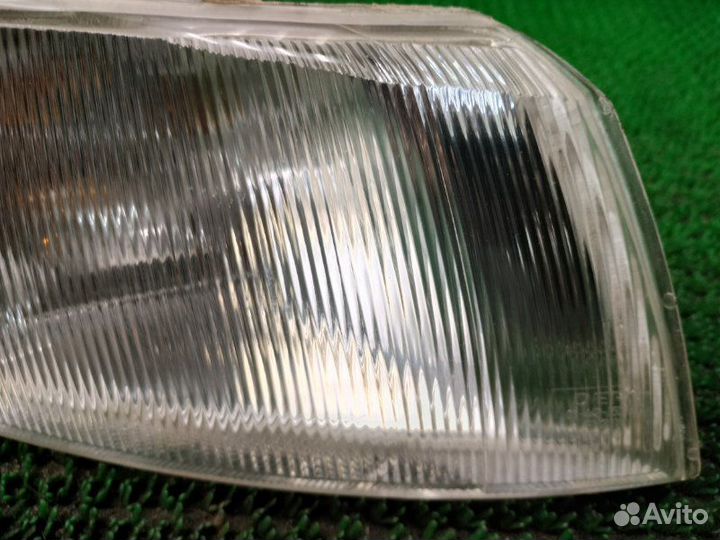 Поворотник передний правый Opel Vectra B X17DT