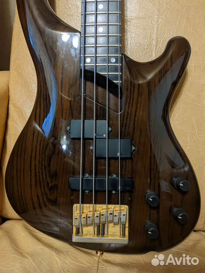 Бас гитара Greco Phoenix Bass PXB-800