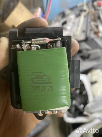 Renault symbol сопротивление мотора печки