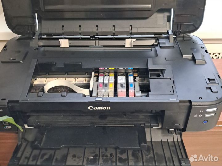 Цветной струйный принтер