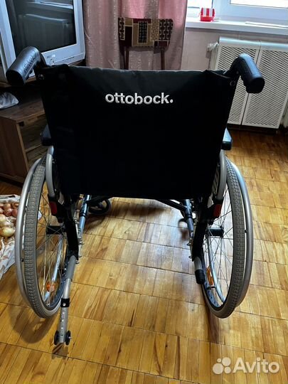 Медицинская коляска