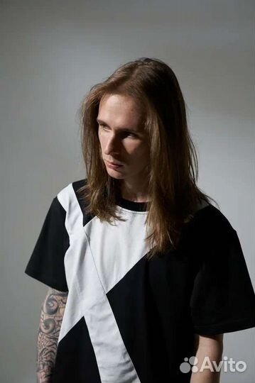 Преподаватель по вокалу (эстрадный вокал/рок)