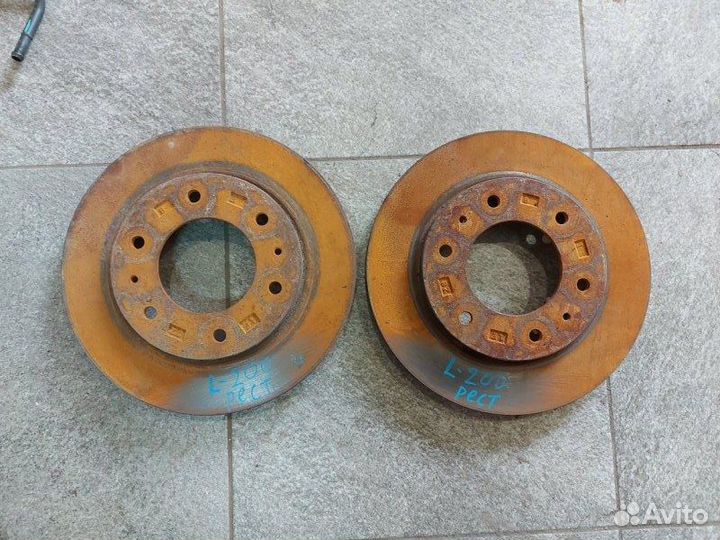 Диск тормозной передний Mitsubishi L200