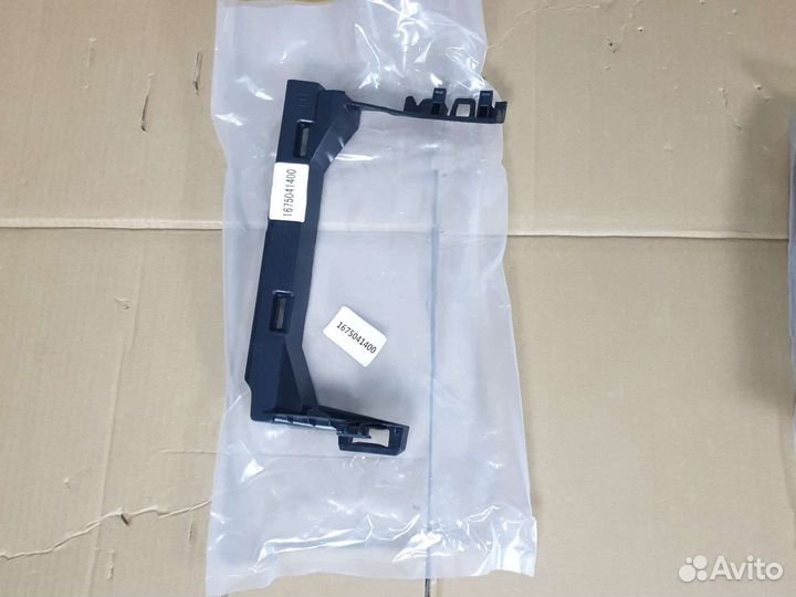 Кронштейн Мерседес w167 A1675041800