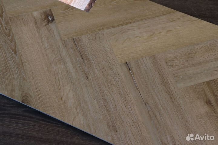 Кварцвиниловая плитка елочка