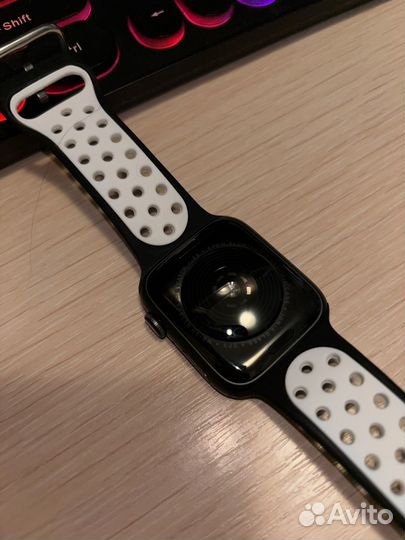 Apple watch se 2020 44mm