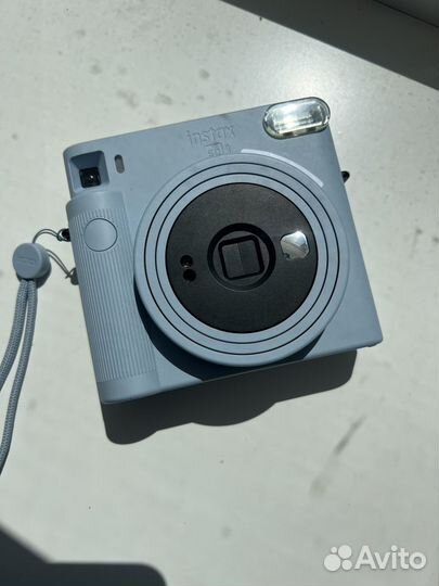 Instax sq1