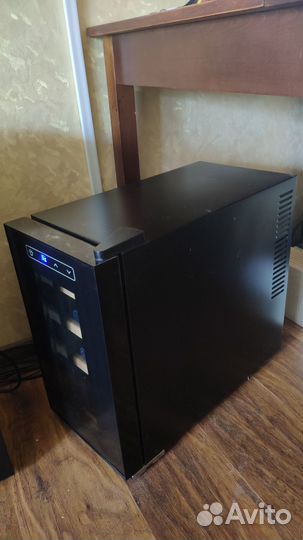 Винный шкаф Gemlux