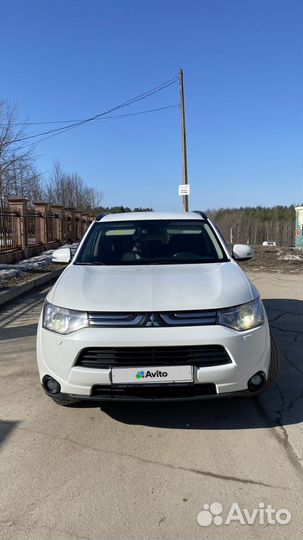 Mitsubishi Outlander 2.4 CVT, 2013, 204 500 км