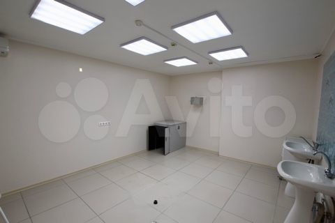 Продам помещение свободного назначения, 66.7 м²