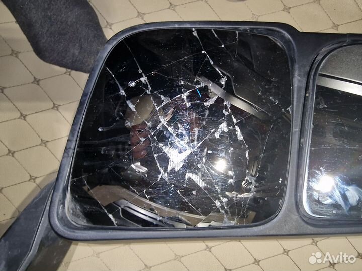 Левое зеркало Mercedes actros mp4