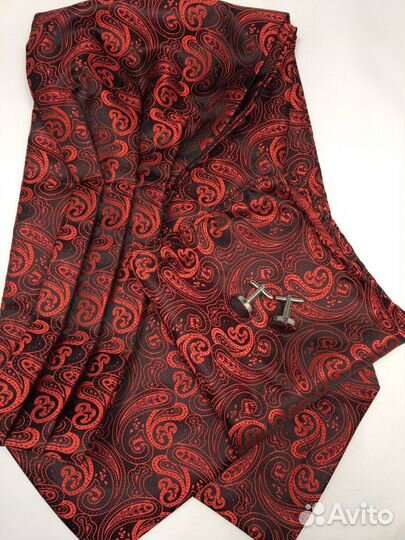 Новые галстук-аскот, паше и запонки