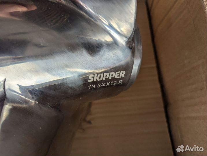 Винт гребной 13 3/4x19-R