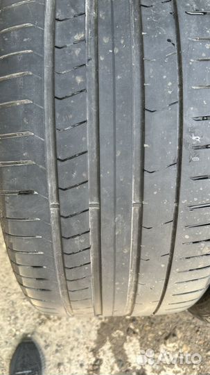 Pirelli P Zero 275/40 R21 и 315/35 R21