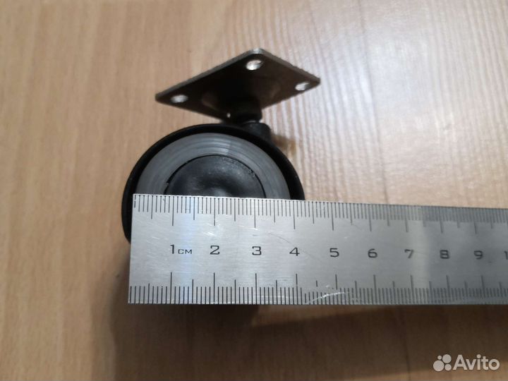 Колесо мебельное