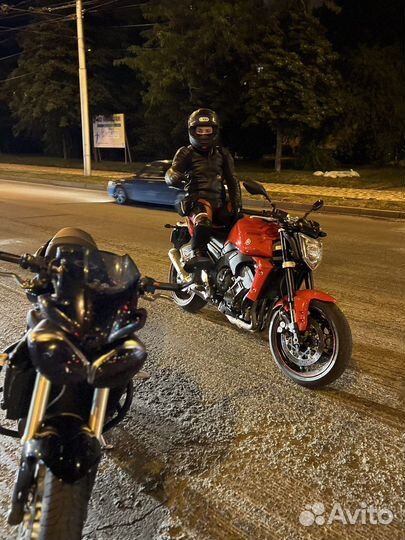 Triumph strit tripl 675r