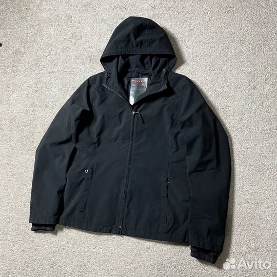 Ветровка prada