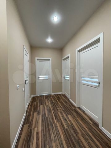 2-к. квартира, 54 м², 3/3 эт.